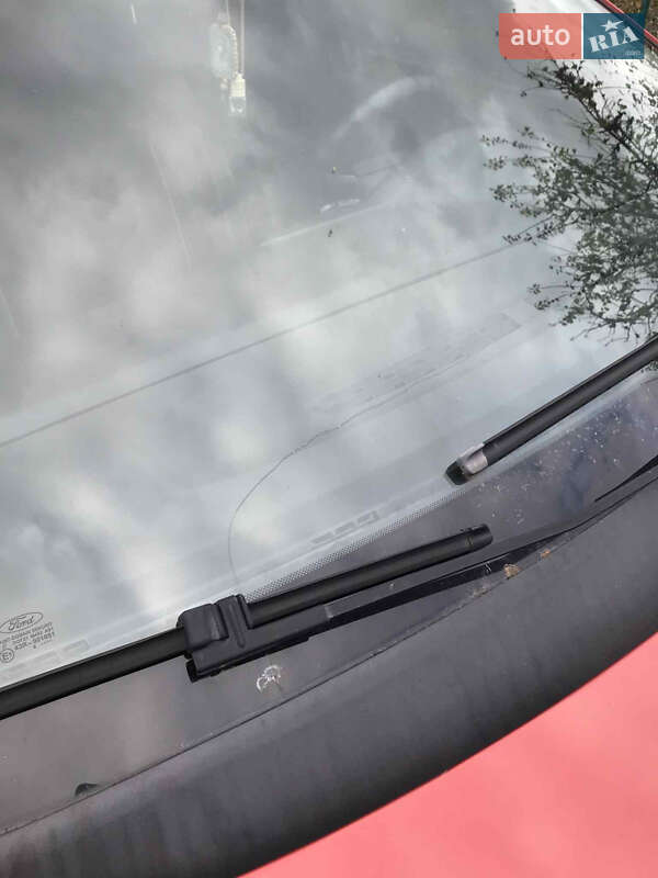 Универсал Ford Focus 2008 в Красном