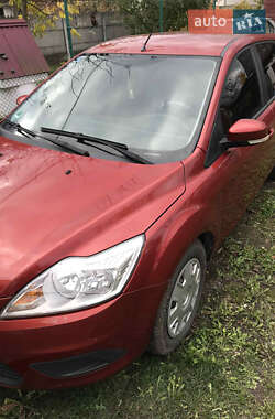 Универсал Ford Focus 2008 в Красном