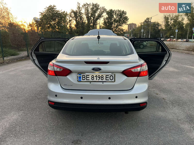 Седан Ford Focus 2012 в Запорожье фото 30 Седан Ford Focus 2012 в Запорожье