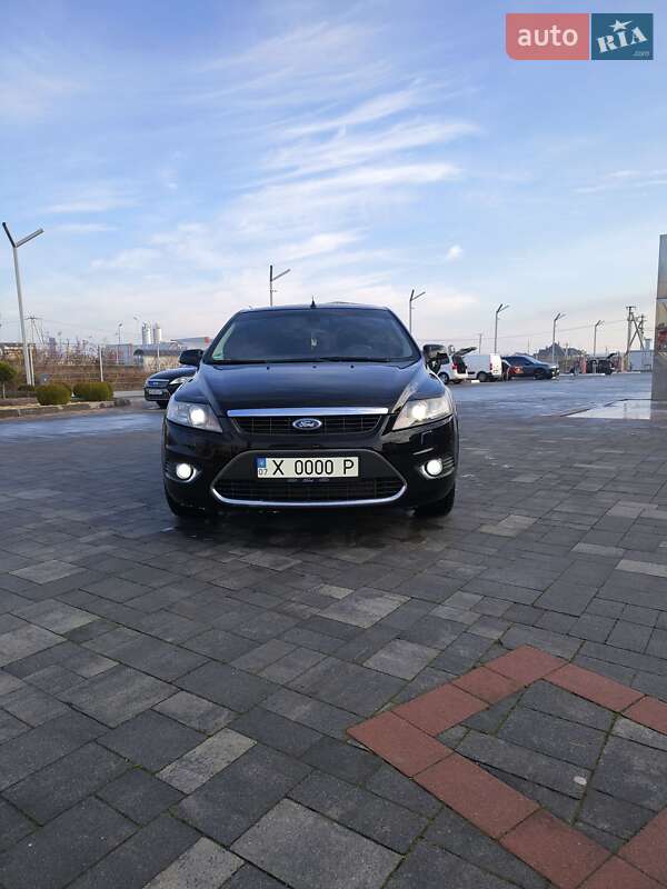 Кабриолет Ford Focus 2009 в Хусте