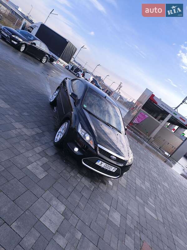 Кабриолет Ford Focus 2009 в Хусте