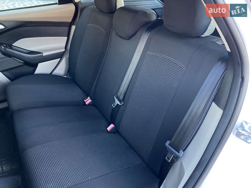 Хетчбек Ford Focus 2015 в Києві фото 23 Хетчбек Ford Focus 2015 в Києві