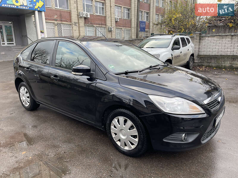 Хетчбек Ford Focus 2010 в Житомирі