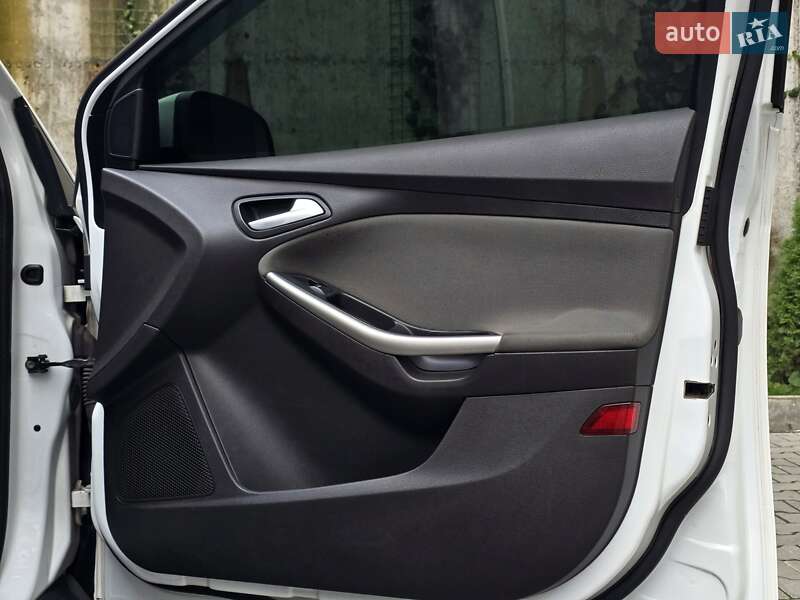 Универсал Ford Focus 2013 в Хмельницком фото 40 Универсал Ford Focus 2013 в Хмельницком