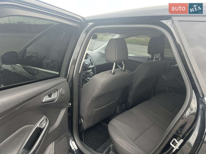 Универсал Ford Focus 2014 в Киеве фото 16 Универсал Ford Focus 2014 в Киеве