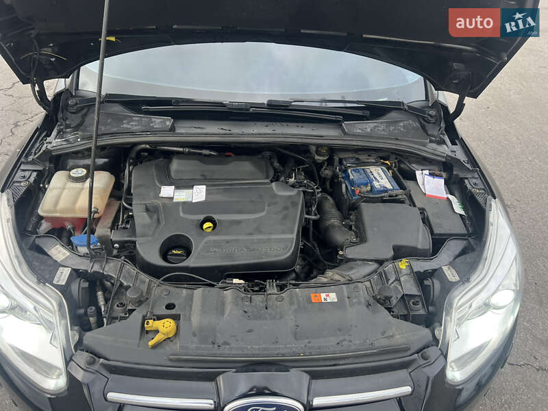 Универсал Ford Focus 2014 в Киеве фото 22 Универсал Ford Focus 2014 в Киеве