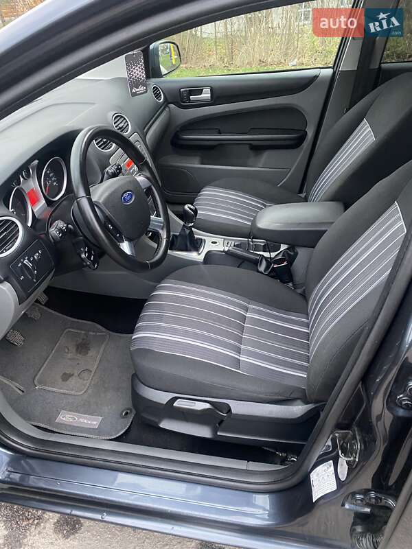 Универсал Ford Focus 2009 в Луцке
