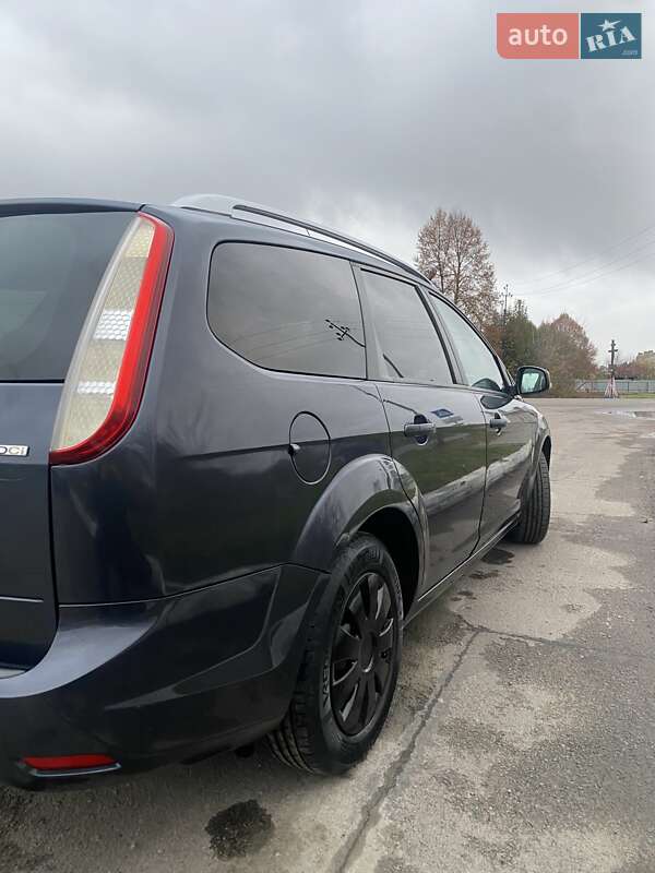 Универсал Ford Focus 2009 в Луцке