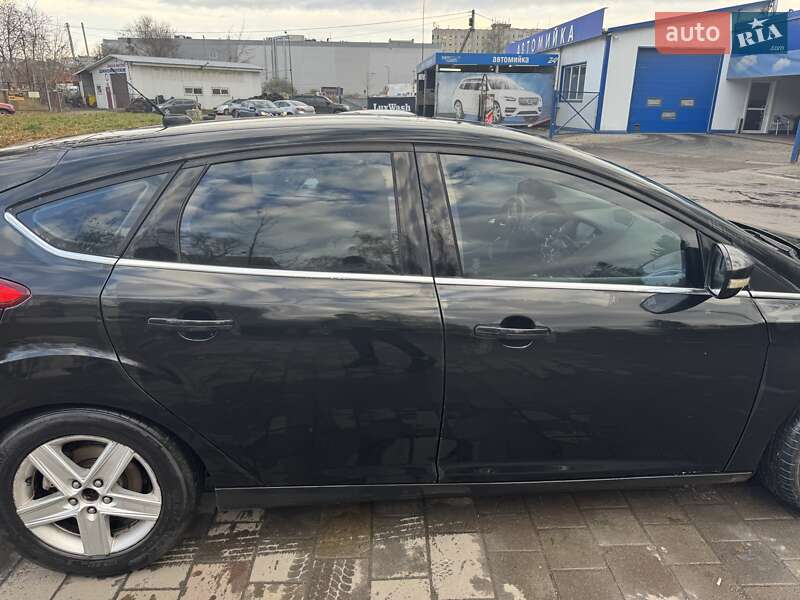 Хэтчбек Ford Focus 2014 в Львове