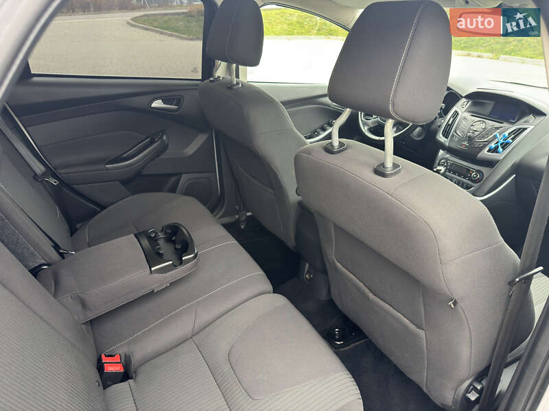 Універсал Ford Focus 2013 в Стрию фото 44 Універсал Ford Focus 2013 в Стрию