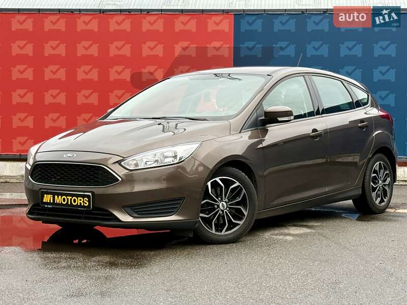 Хэтчбек Ford Focus 2017 в Киеве