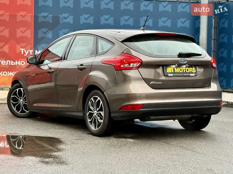 Хэтчбек Ford Focus 2017 в Киеве