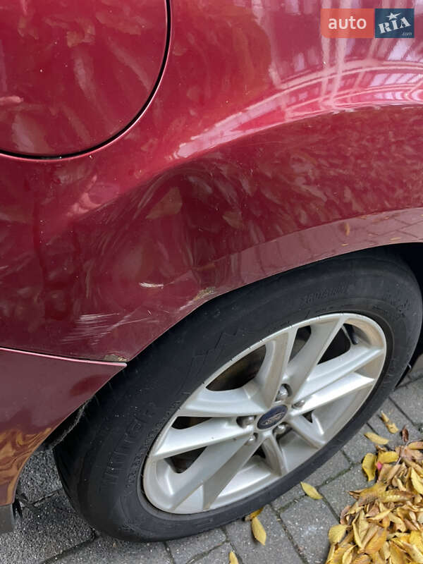 Седан Ford Focus 2015 в Львове