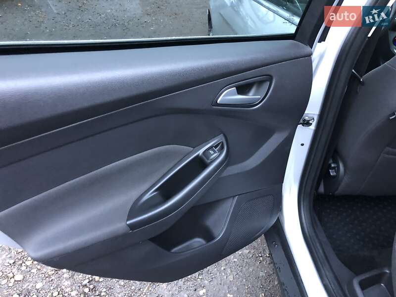 Универсал Ford Focus 2013 в Ивано-Франковске