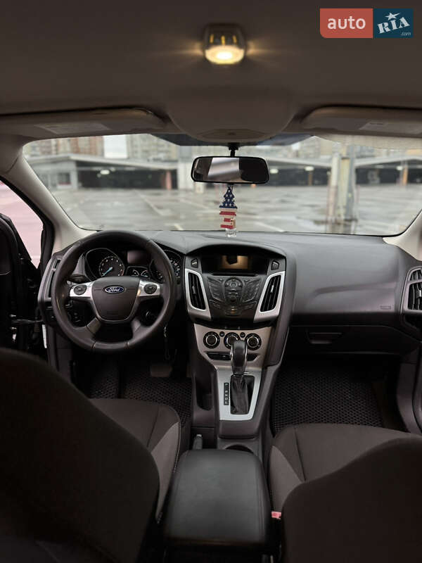 Седан Ford Focus 2011 в Киеве