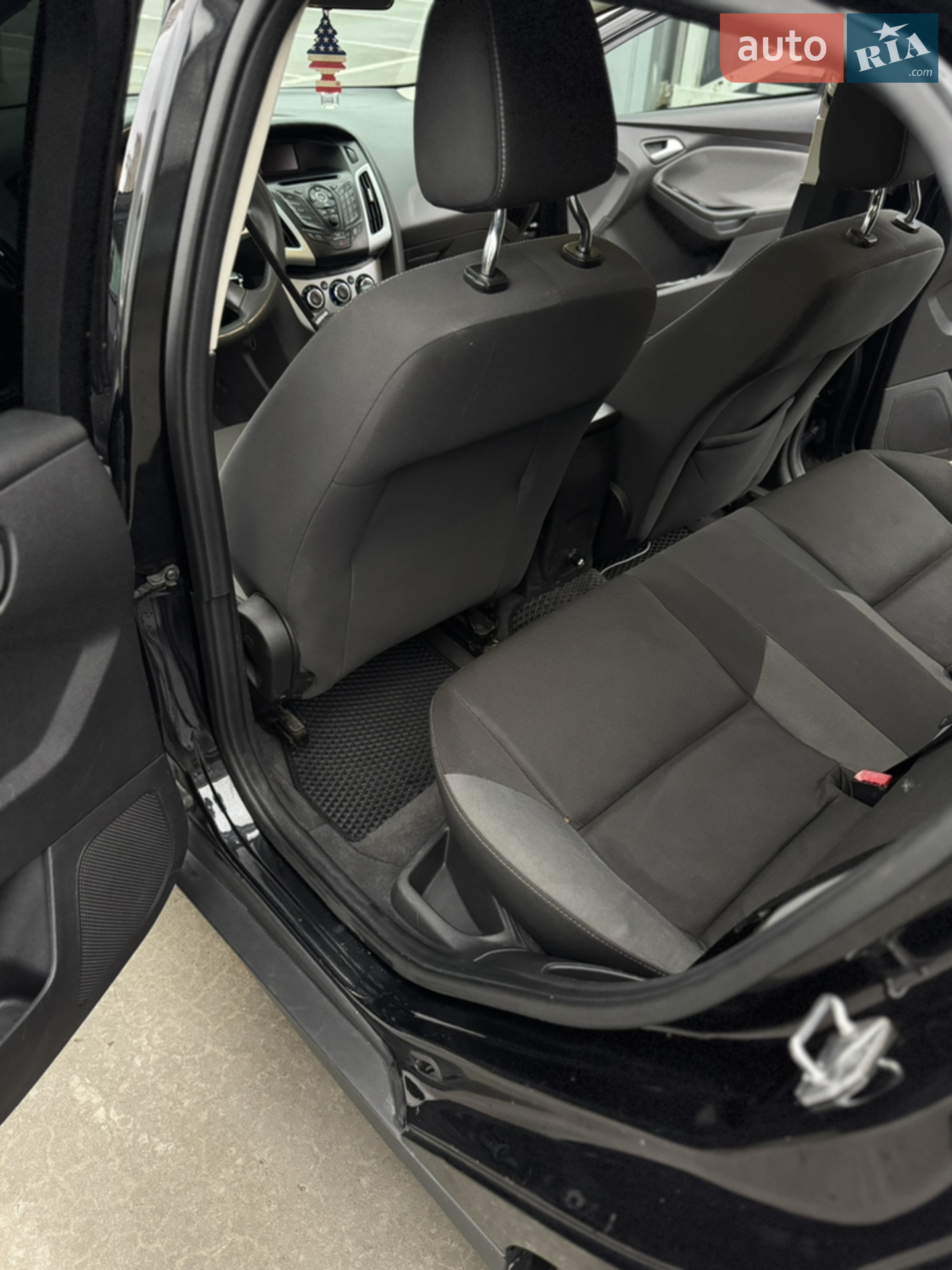 2011 Ford Focus - мініатюра 21