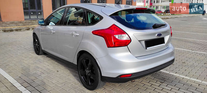 Хетчбек Ford Focus 2011 в Львові