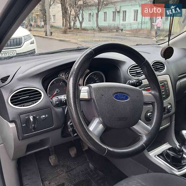 Універсал Ford Focus 2010 в Вознесенську