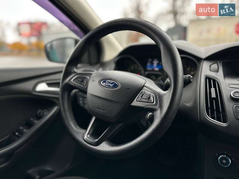 Хетчбек Ford Focus 2016 в Києві
