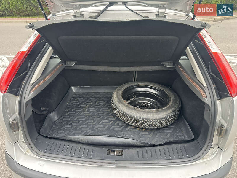Хетчбек Ford Focus 2007 в Києві фото 21 Хетчбек Ford Focus 2007 в Києві