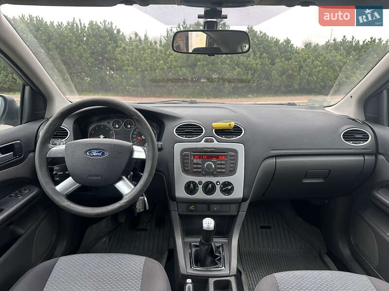 Хетчбек Ford Focus 2007 в Києві фото 28 Хетчбек Ford Focus 2007 в Києві