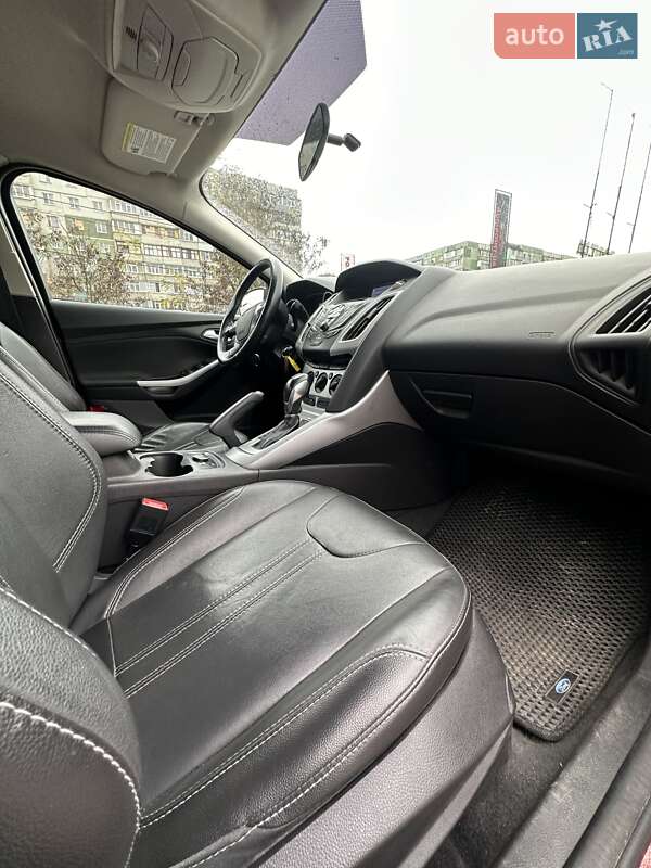 Седан Ford Focus 2014 в Сумах