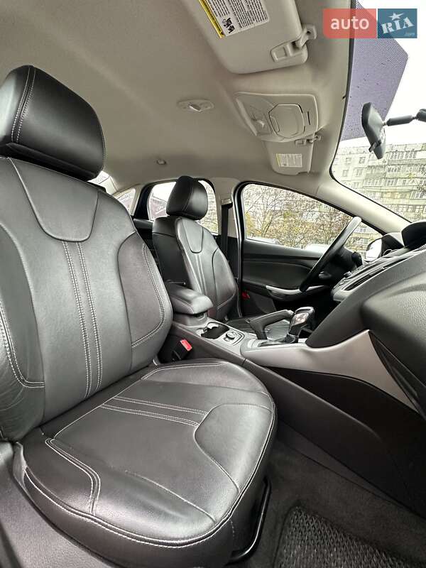 Седан Ford Focus 2014 в Сумах