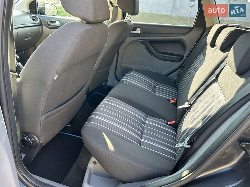 Універсал Ford Focus 2008 в Рівному фото 16 Універсал Ford Focus 2008 в Рівному