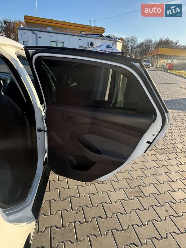 Седан Ford Focus 2013 в Луцке фото 7 Седан Ford Focus 2013 в Луцке