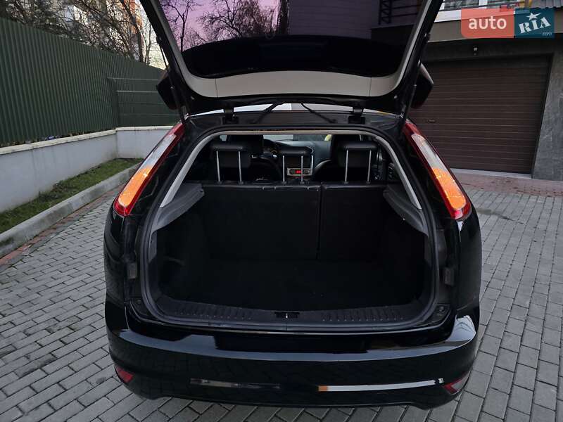 Хетчбек Ford Focus 2009 в Тернополі фото 32 Хетчбек Ford Focus 2009 в Тернополі