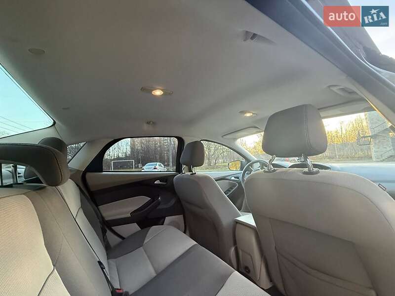 Седан Ford Focus 2011 в Ивано-Франковске