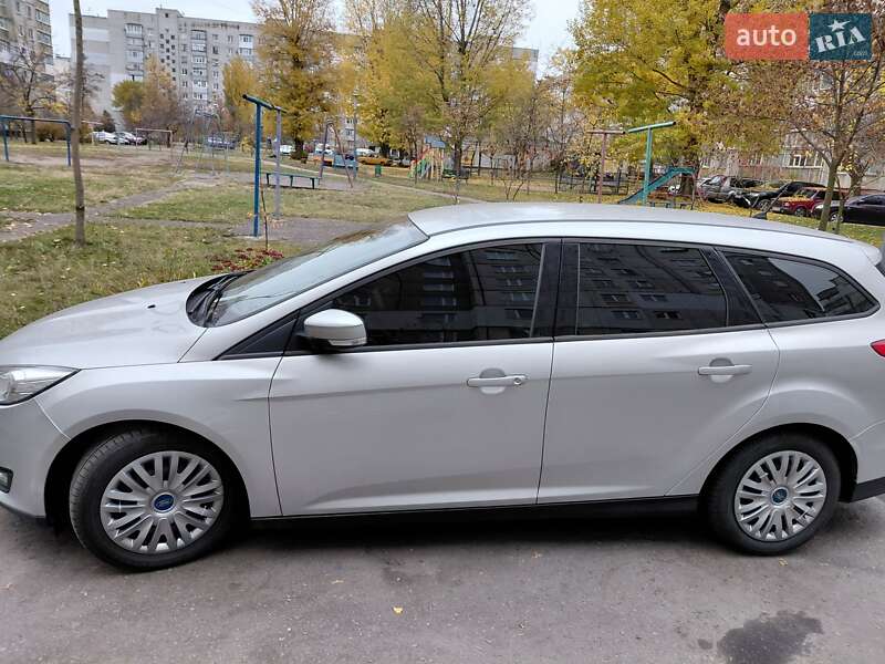 Універсал Ford Focus 2016 в Горішніх Плавнях фото 5 Універсал Ford Focus 2016 в Горішніх Плавнях