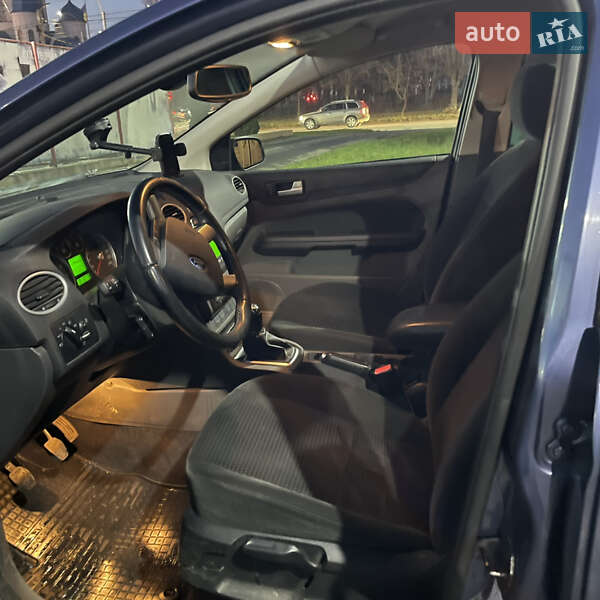 Універсал Ford Focus 2005 в Чернівцях фото 11 Універсал Ford Focus 2005 в Чернівцях
