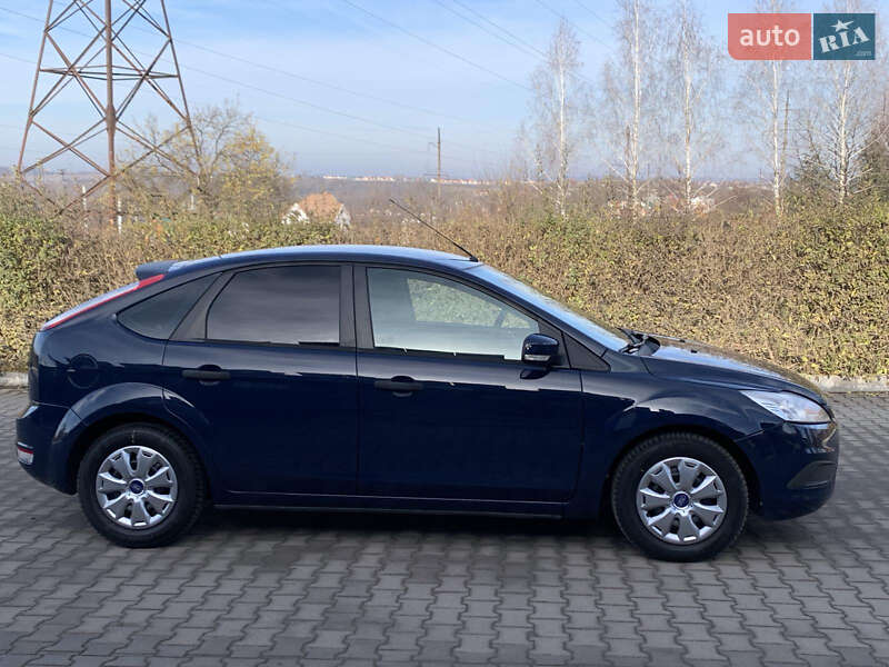Хетчбек Ford Focus 2010 в Хмельницькому