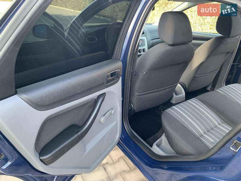 Хетчбек Ford Focus 2010 в Хмельницькому