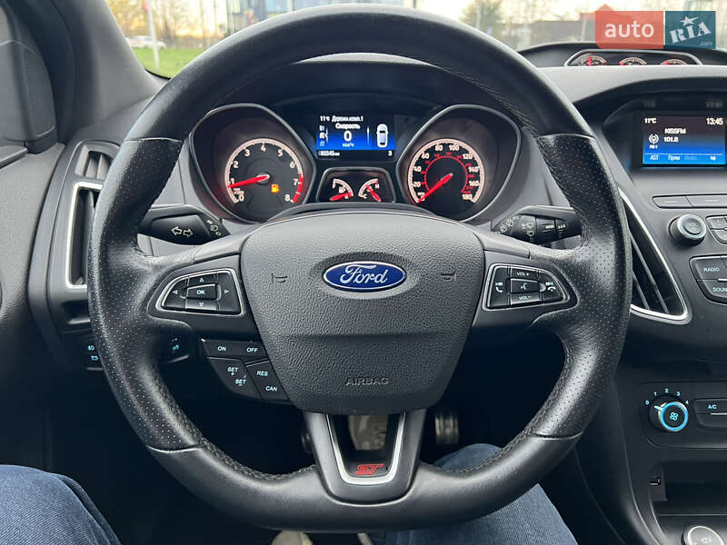 Хетчбек Ford Focus 2017 в Одесі фото 12 Хетчбек Ford Focus 2017 в Одесі
