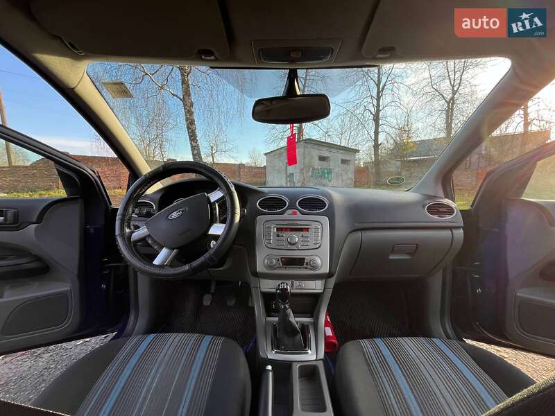 Хэтчбек Ford Focus 2008 в Новом Роздоле фото 8 Хэтчбек Ford Focus 2008 в Новом Роздоле