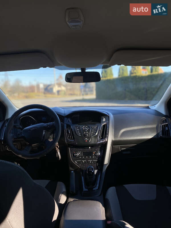 Универсал Ford Focus 2014 в Долине фото 18 Универсал Ford Focus 2014 в Долине