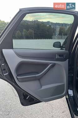 Хэтчбек Ford Focus 2008 в Львове