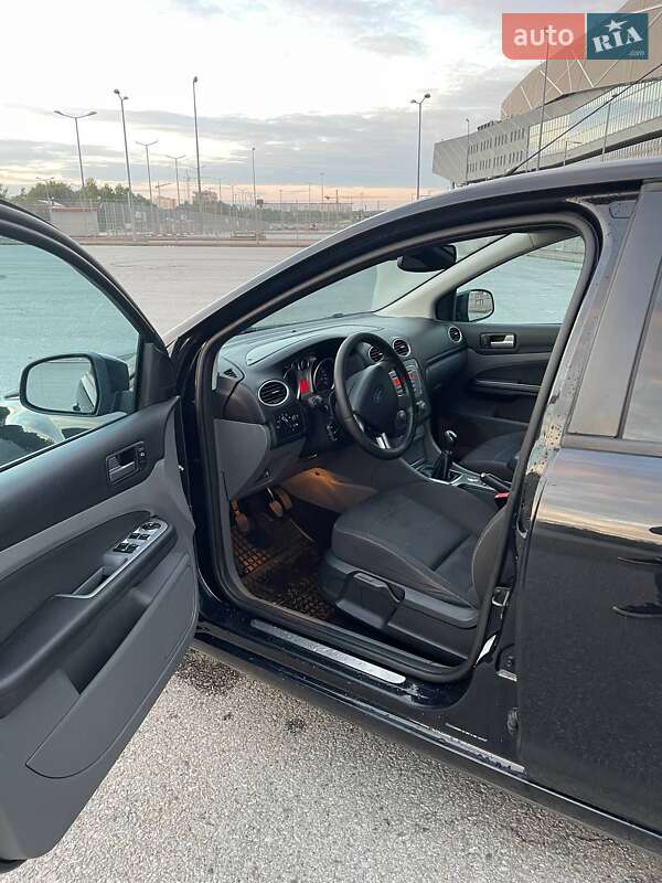 Хетчбек Ford Focus 2008 в Львові фото 40 Хетчбек Ford Focus 2008 в Львові