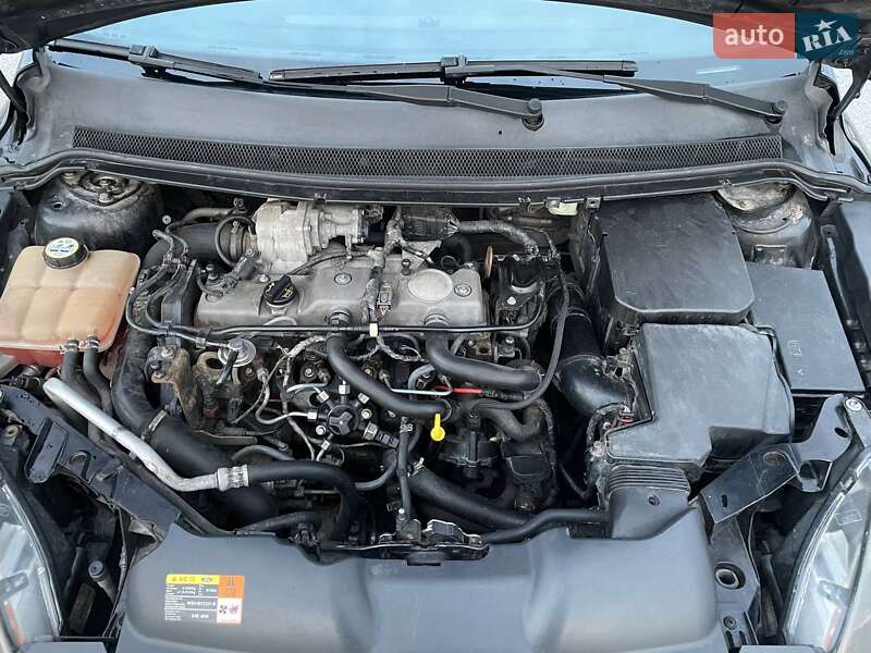 Хетчбек Ford Focus 2008 в Львові фото 76 Хетчбек Ford Focus 2008 в Львові