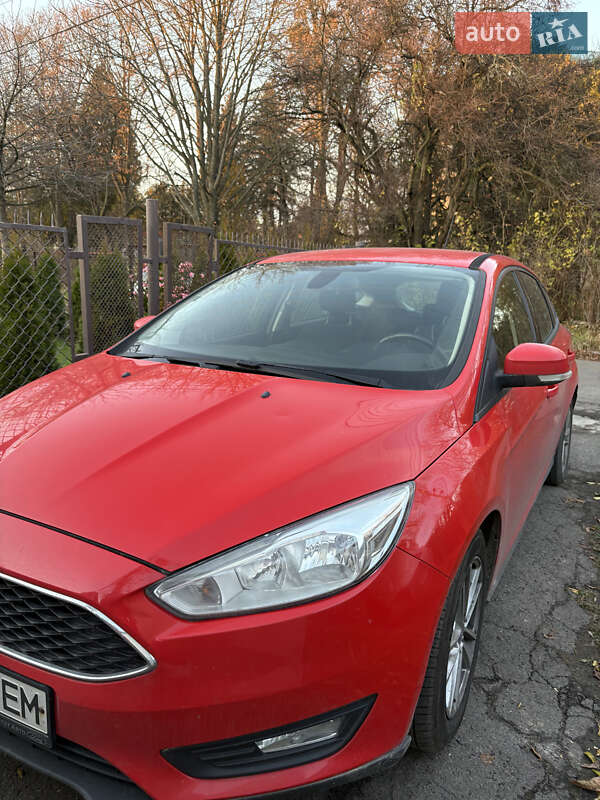 Хетчбек Ford Focus 2015 в Львові