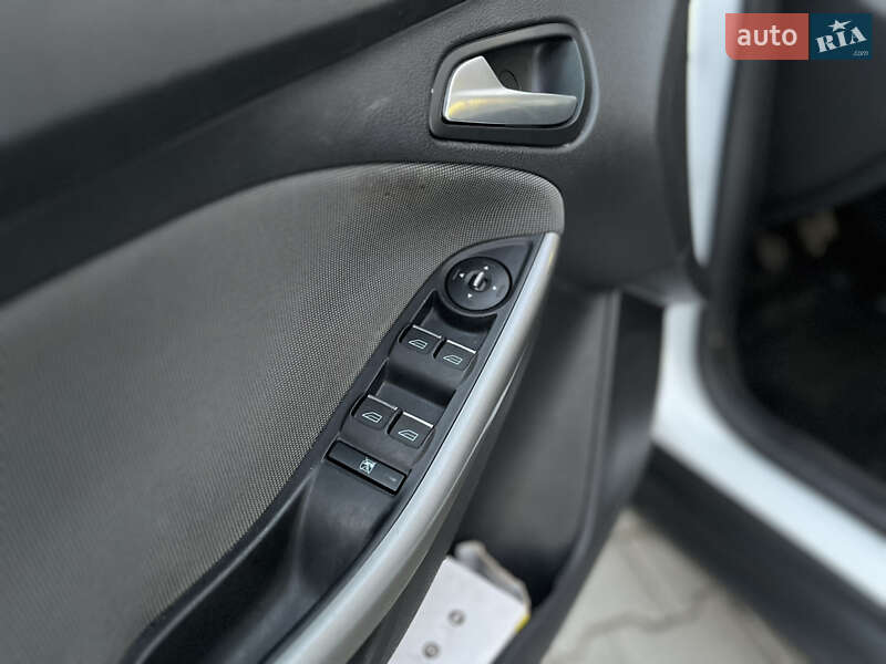 Універсал Ford Focus 2011 в Бориславі фото 37 Універсал Ford Focus 2011 в Бориславі