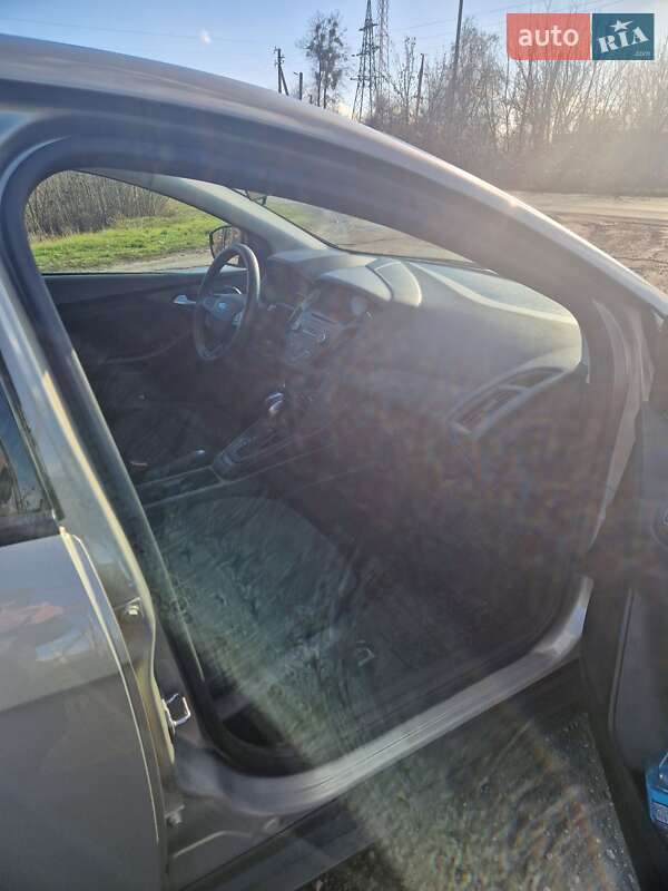 Седан Ford Focus 2016 в Кременчуці фото 11 Седан Ford Focus 2016 в Кременчуці