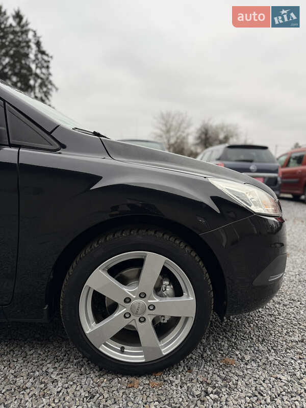 Універсал Ford Focus 2010 в Луцьку