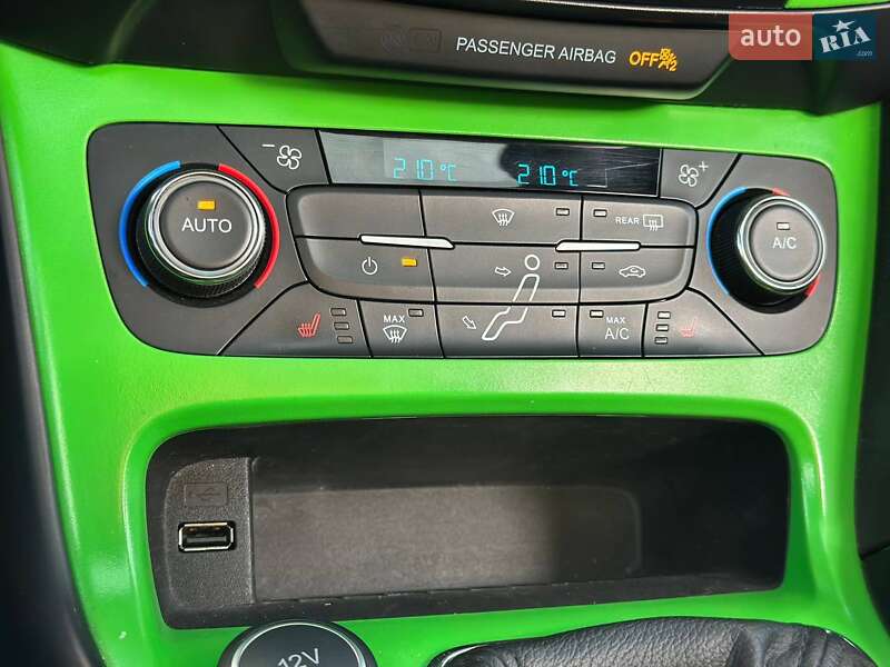 Хэтчбек Ford Focus 2017 в Киеве