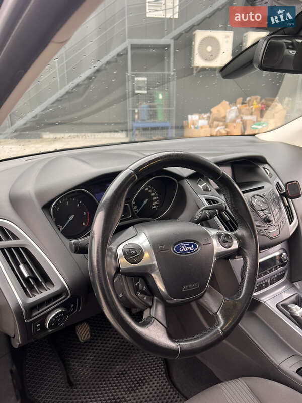 Універсал Ford Focus 2013 в Львові фото 33 Універсал Ford Focus 2013 в Львові