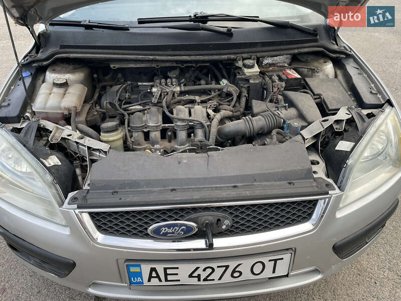 Хетчбек Ford Focus 2004 в Чернігові фото 6 Хетчбек Ford Focus 2004 в Чернігові