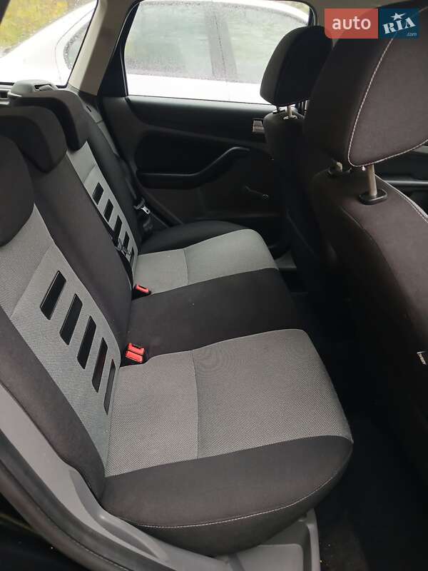 Универсал Ford Focus 2009 в Николаеве фото 3 Универсал Ford Focus 2009 в Николаеве