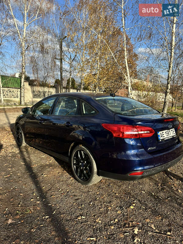 Седан Ford Focus 2015 в Днепре фото 6 Седан Ford Focus 2015 в Днепре